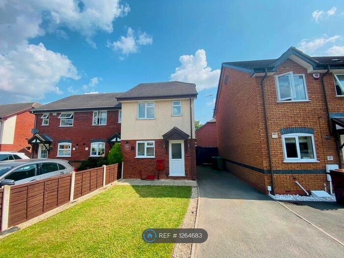 2 Bedroom End Of Terrace House To Rent In Norcombe Grove, Shirley, Solihull B90