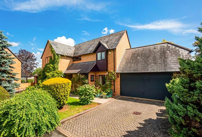 4 Bedroom Detached House For Sale In Furlong Meadow, Shipston-On-Stour, CV36