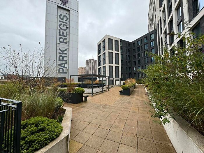 2 Bedroom Apartment To Rent In St. Martins Place, Broad Street, B15