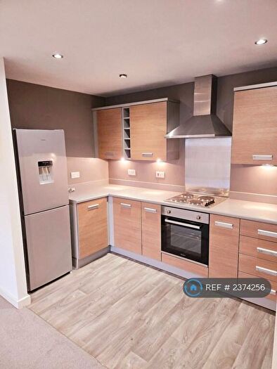 2 Bedroom Flat To Rent In Bouverie Court, Leeds, LS9