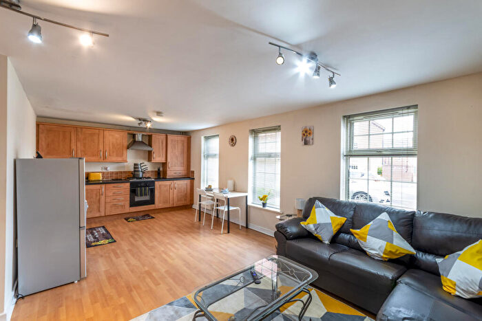 2 Bedroom Apartment For Sale In Chelwood Court, Balby, DN4