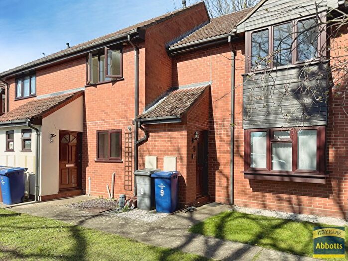 2 Bedroom Property To Rent In Lapwing Court, Bury St. Edmunds, IP28