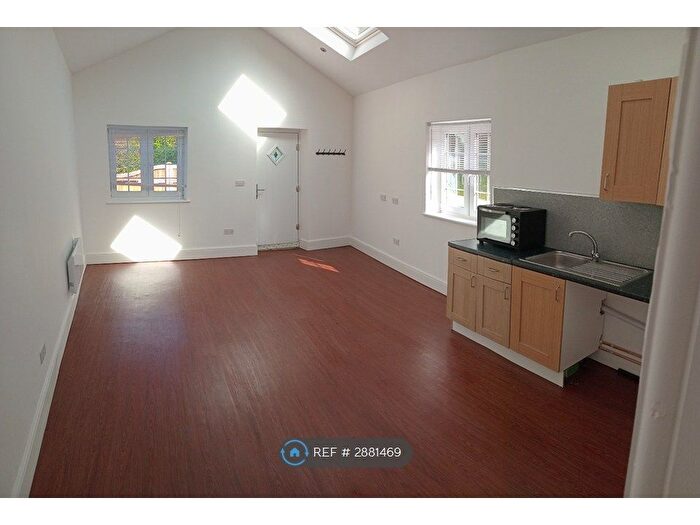 Studio To Rent In Ostlings Lane, Bath, BA1