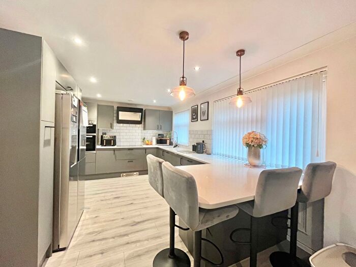 4 Bedroom Detached House For Sale In Longmead Road, Preston, Paignton, TQ3