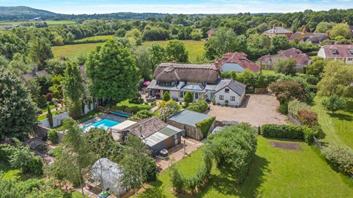 4 Bedroom Detached House For Sale In Leigh Lane, East Knoyle, Salisbury, SP3