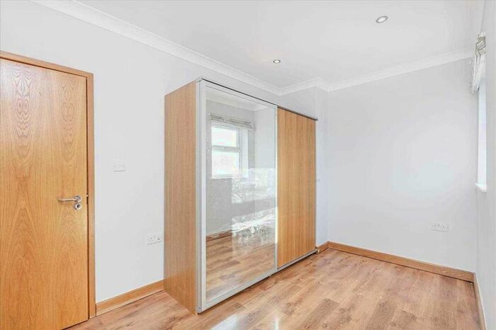 1 Bedroom Flat To Rent In Amencorner, Tooting, SW17