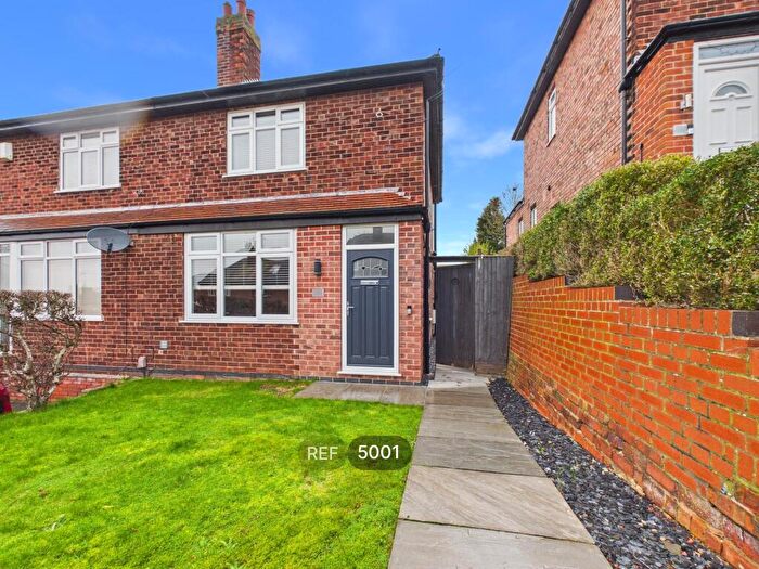 2 Bedroom Semi Detached House To Rent In Derry Hill Road, Arnold, Nottingham, NG5