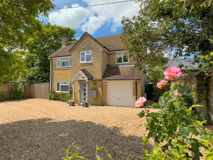3 Bedroom Detached House For Sale In Bampton Road, Aston, Bampton, Oxfordshire, OX18