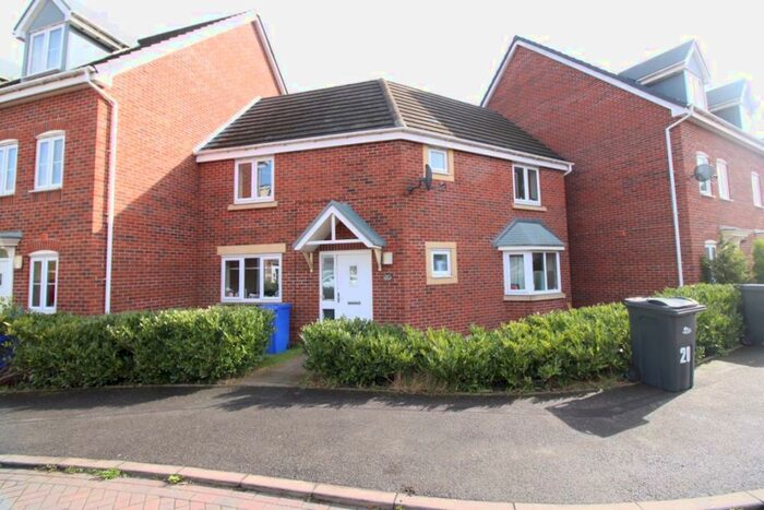3 Bedroom House To Rent In Sawmill Way, Staffordshire, DE14