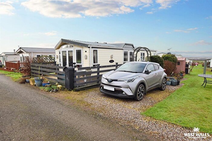 2 Bedroom Park Home For Sale In Park Hall Caravan Site, Pen Y Cwm, Haverfordwest, SA62