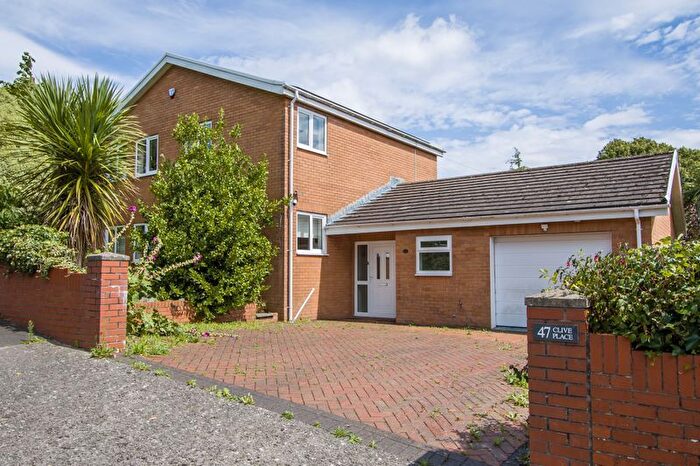 4 Bedroom Detached House For Sale In Clive Place, Penarth, CF64