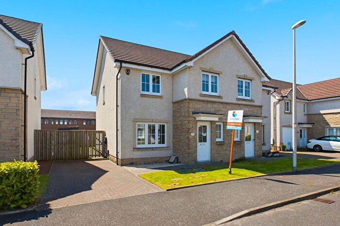 3 Bedroom Semi Detached House For Sale In Bleasdale Road, Renfrew, PA4