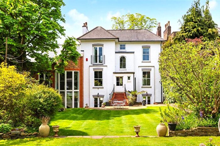 5 Bedroom Detached House For Sale In Esher Green, Esher, KT10