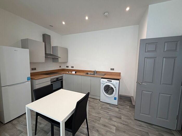 1 Bedroom Flat To Rent In West Street, Rotherham, S63