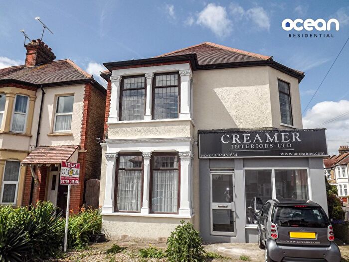 2 Bedroom Flat To Rent In Hamstel Road, Southend-On-Sea, SS2