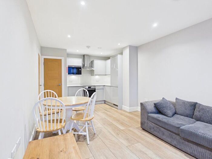 1 Bedroom Apartment To Rent In Bmw House, Petersfield Avenue, Slough, Berkshire, SL2