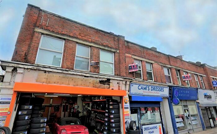 5 Bedroom Flat To Rent In Parson Street, Hendon, NW4