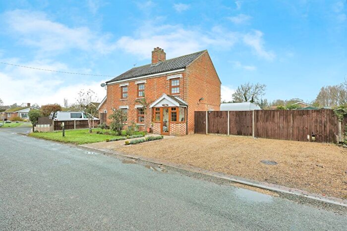 3 Bedroom Detached House For Sale In Ovington Road, Saham Toney, Thetford, IP25