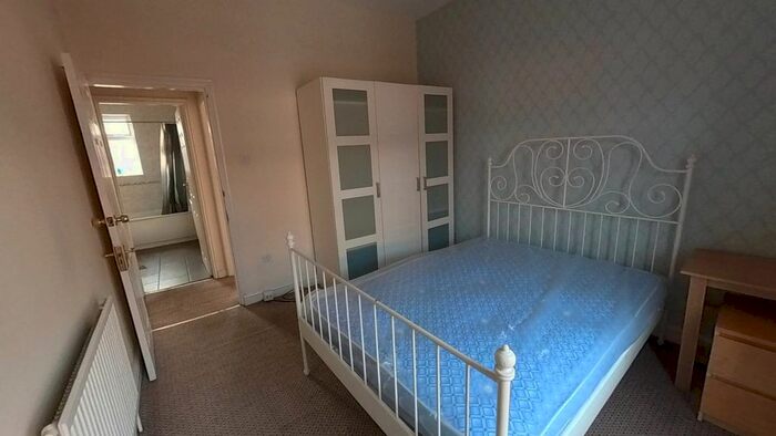 3 Bedroom Terraced House To Rent In Lindum Street, Rusholme, Manchester, M14