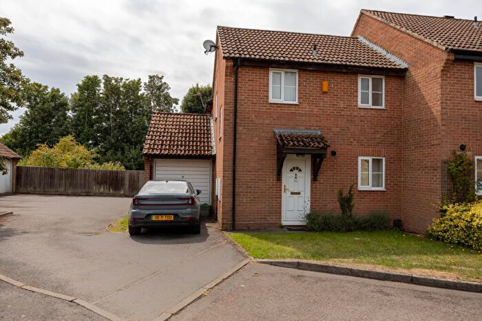 2 Bedroom Semi-Detached House To Rent In Braunfels Walk, Newbury, RG14