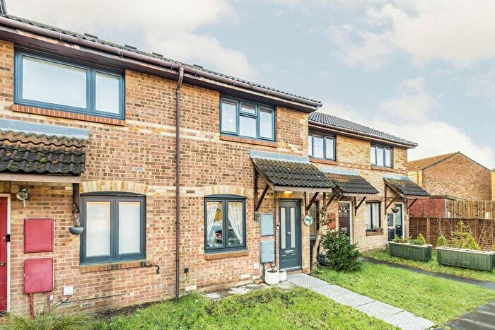 2 Bedroom Terraced House To Rent In Veronica Gardens, London, SW16