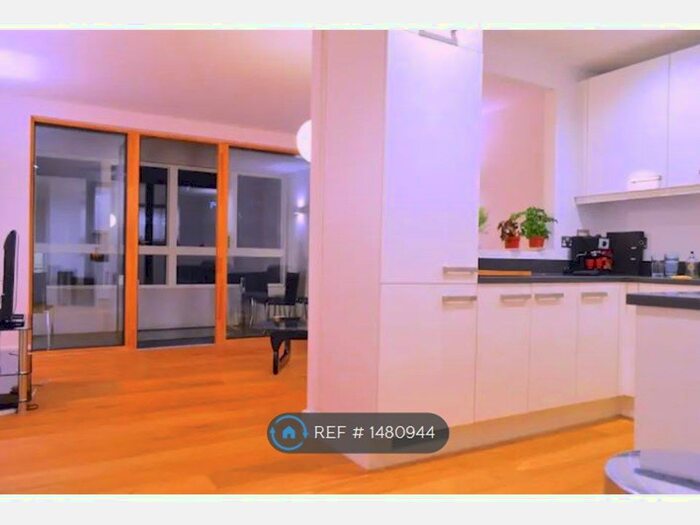 2 Bedroom Flat To Rent In Cotherstone Court, London, E2