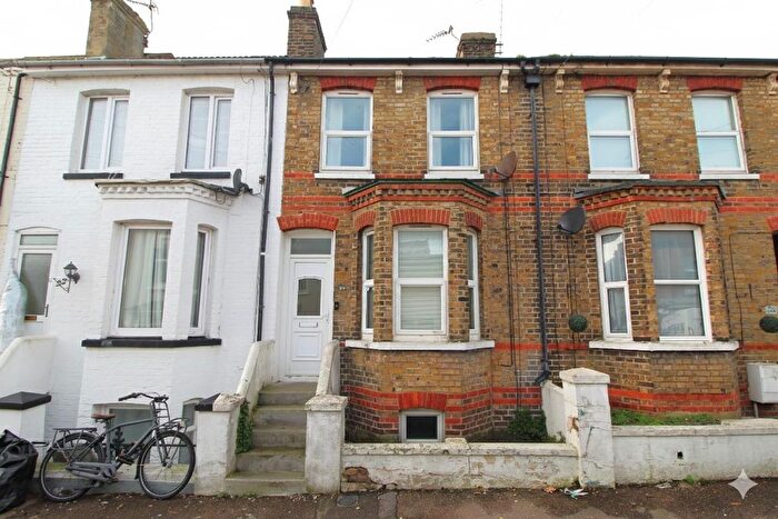 2 Bedroom Terraced House For Sale In Lorne Road, Ramsgate, CT11