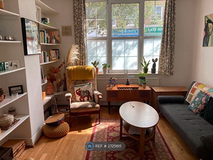 2 Bedroom Flat To Rent In Allen Road, London, N16