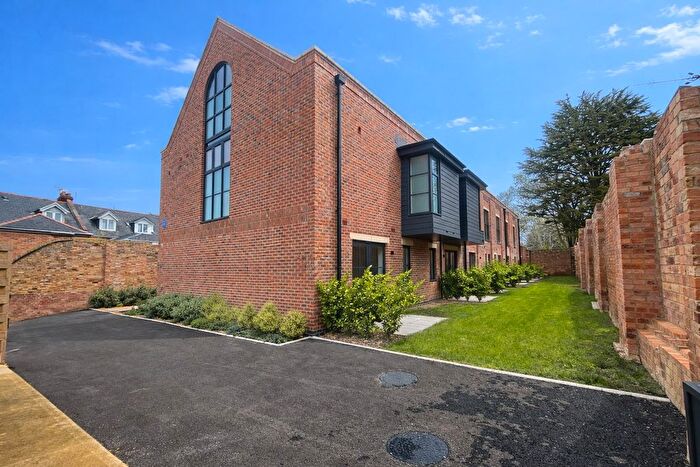 1 Bedroom Flat For Sale In R L Stevenson Avenue, Bournemouth, BH4