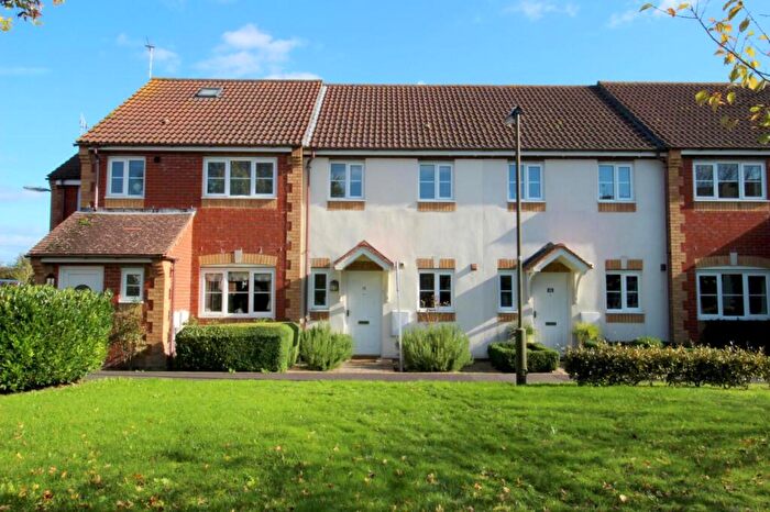 2 Bedroom House To Rent In Lark Way, Emsworth, PO10