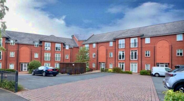2 Bedroom Apartment To Rent In Stewponey Court, DY7