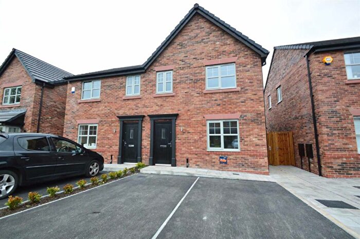 3 Bedroom Semi-Detached House To Rent In Wightman Avenue, Macclesfield, SK10