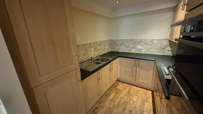 3 Bedroom Town House To Rent In Market Street, Haverfordwest, SA61
