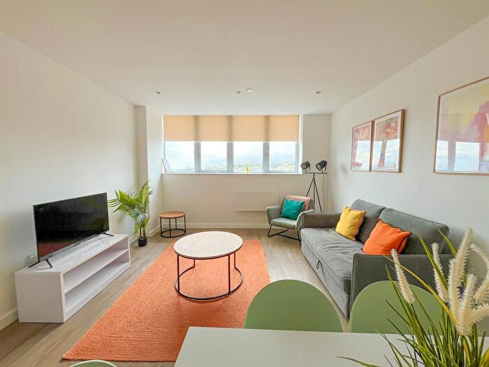 2 Bedroom Flat To Rent In London Road, St. Leonards, TN37
