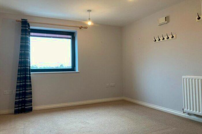 2 Bedroom Flat To Rent In Buckingham Road, Bicester, OX26