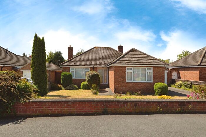 3 Bedroom Detached Bungalow For Sale In Buxton Avenue, Marton-In-Cleveland, Middlesbrough, TS7