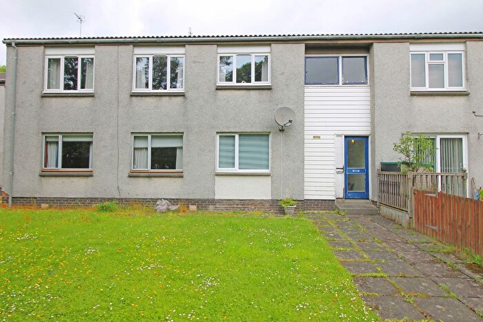 3 Bedroom Flat To Rent In Castle Vale, Stirling, FK9