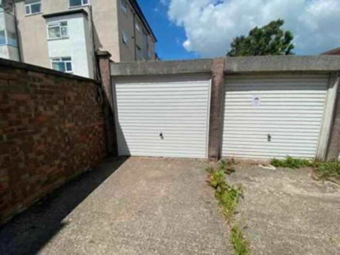 Garage / Parking To Rent In Walton Road, Bognor Regis, PO21