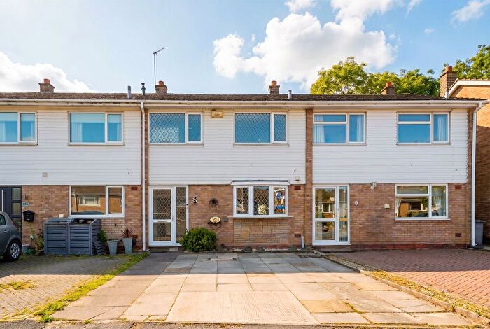 3 Bedroom Terraced House For Sale In Rowood Drive, Solihull, B92