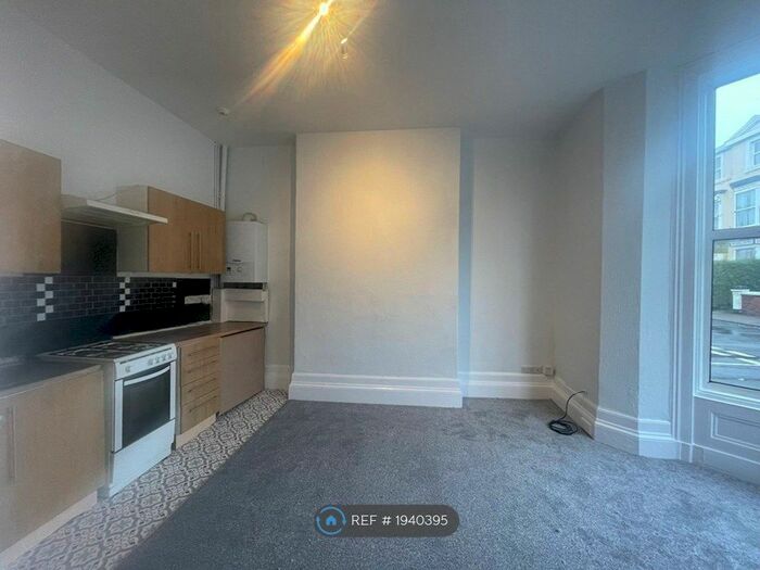 1 Bedroom Flat To Rent In Bold Street, Southport, PR9