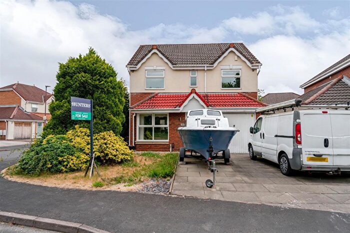 4 Bedroom Detached House For Sale In Ballantyne Way, Lowton, Warrington, WA3