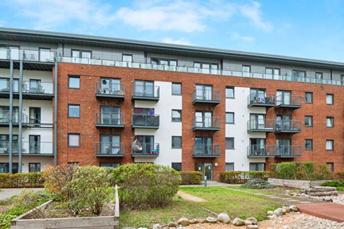 2 Bedroom Flat For Sale In Denyer Walk, Southampton, SO19