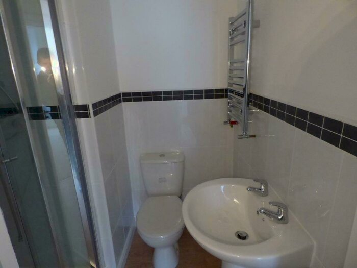 1 Bedroom Flat To Rent In Fortuneswell, Portland, DT5