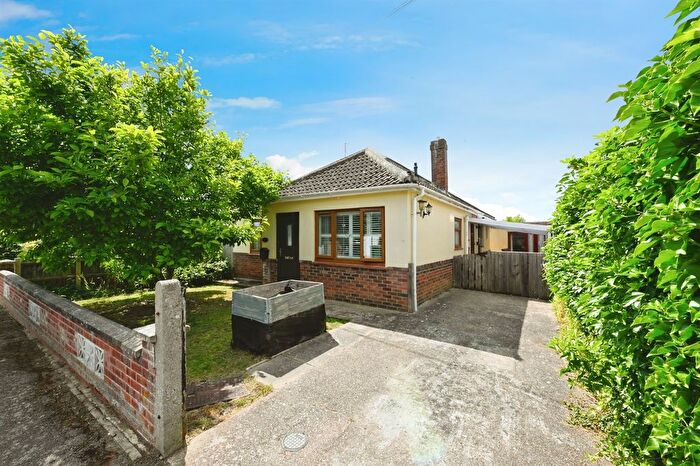 2 Bedroom Detached Bungalow For Sale In Cedar Way, West Lynn, King's Lynn, PE34