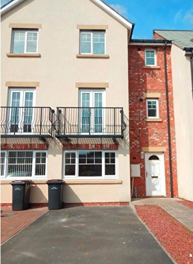 6 Bedroom House To Rent In Faraday Court, Sheraton Park, DH1