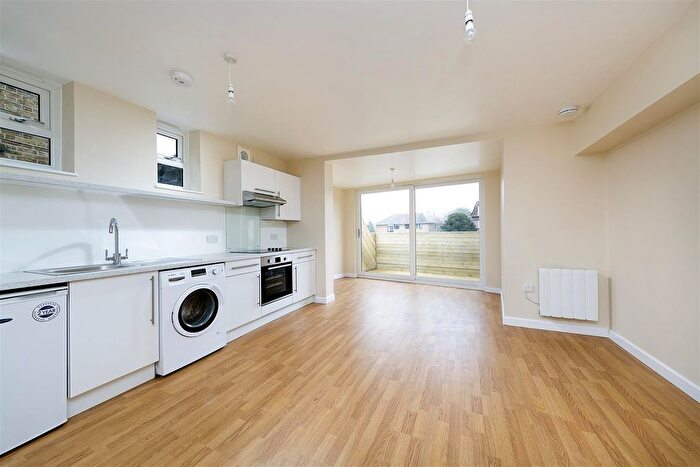Studio To Rent In King Street, Twickenham, TW1