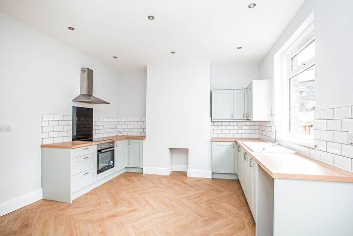 4 Bedroom Property To Rent In Oakleigh, Hebden Bridge, HX7