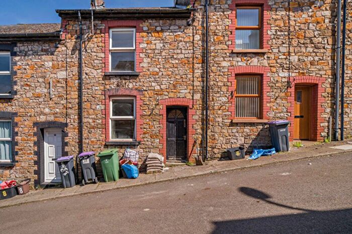 2 Bedroom Terraced House For Sale In Kitchener Street, Pontnewynydd, Pontypool, NP4