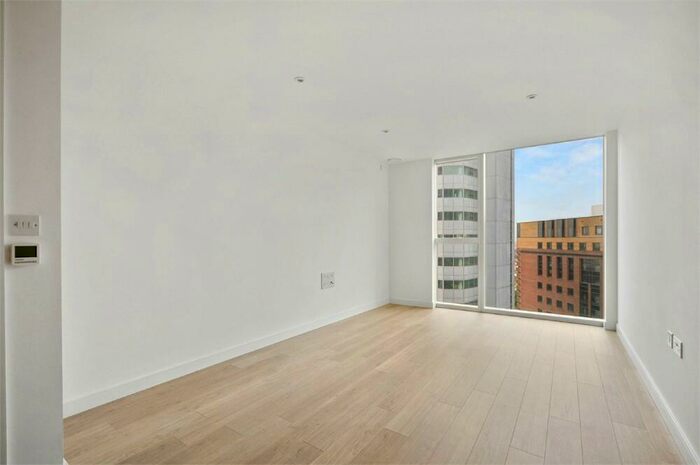 1 Bedroom Apartment To Rent In Tennyson Apartments, Saffron Central Square, Croydon, CR0