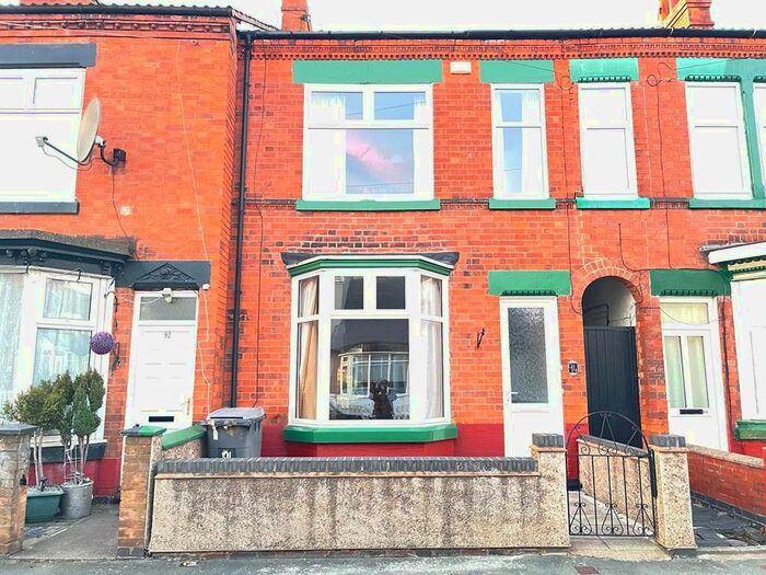 2 Bedroom Town House To Rent In Essex Road, Leicester, Leicestershire LE4